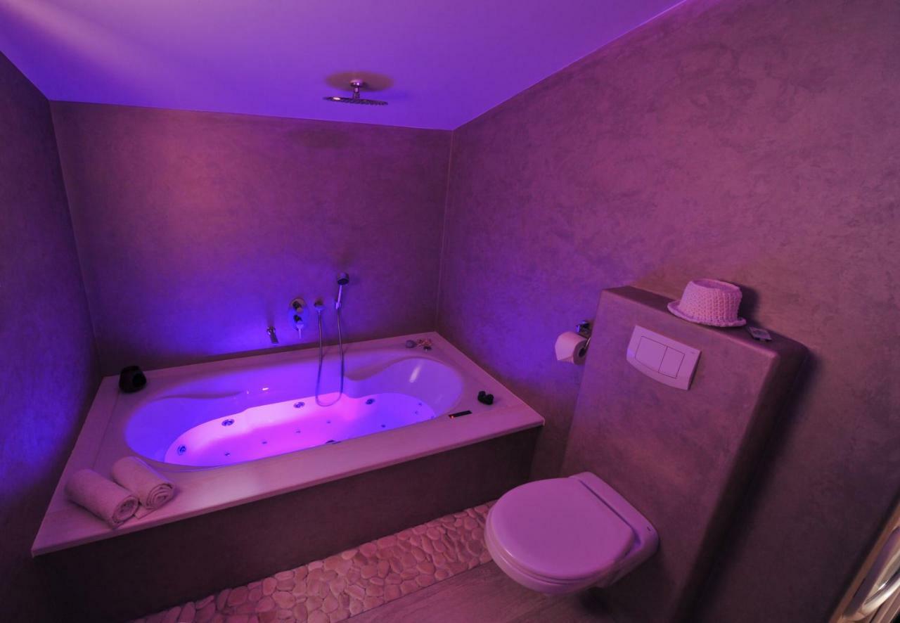 Luxury Apartment Alba With Pool Kanfanar Esterno foto
